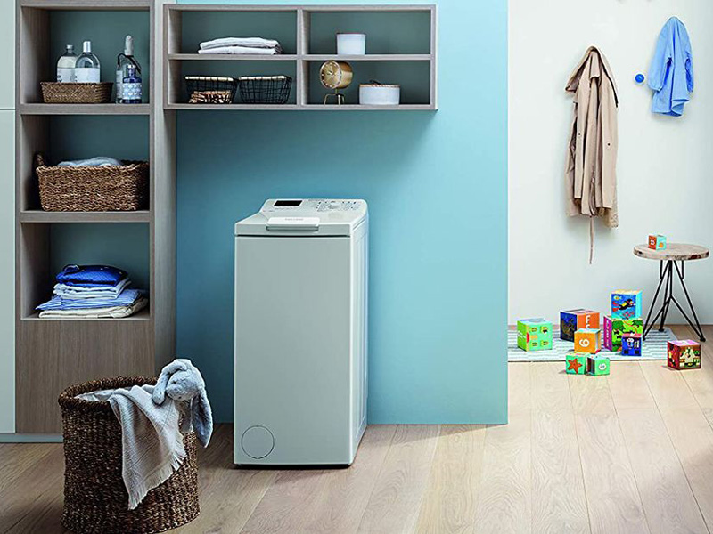 Candy Smart CST 06LE/1-11 Lavatrice a Carica dallAlto, 6 Kg, 1000 Giri, Connettività NFC, Cicli Rapidi, Rilevatore Kg, Classe E, 41x60x86cm, Bianco