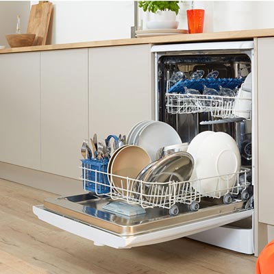 lavastoviglie indesit dfg15b1 carica