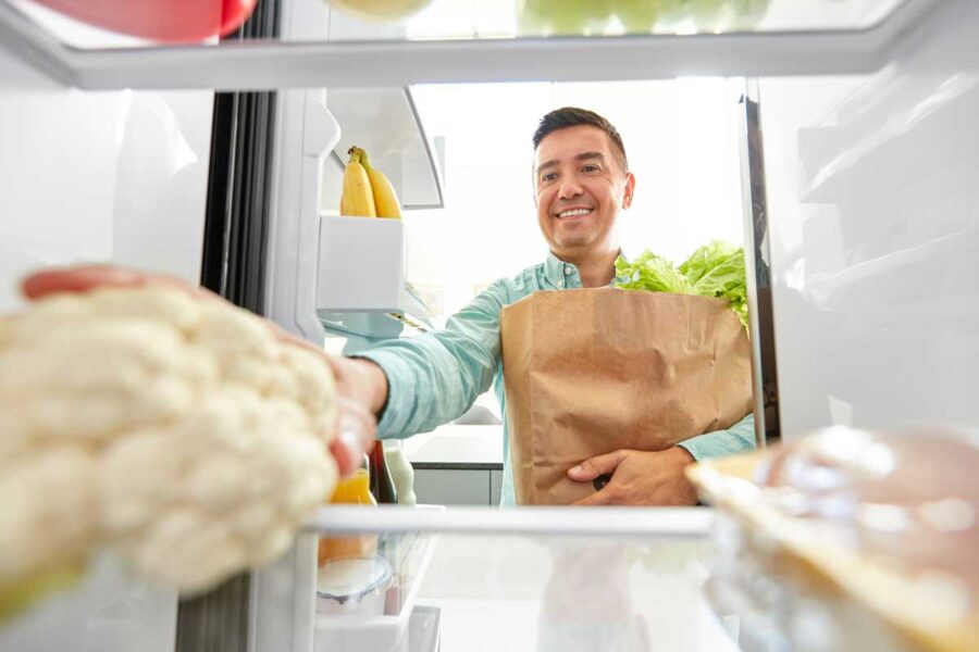 Quali alimenti vanno in frigorifero (e quali no): guida completa per una conservazione corretta